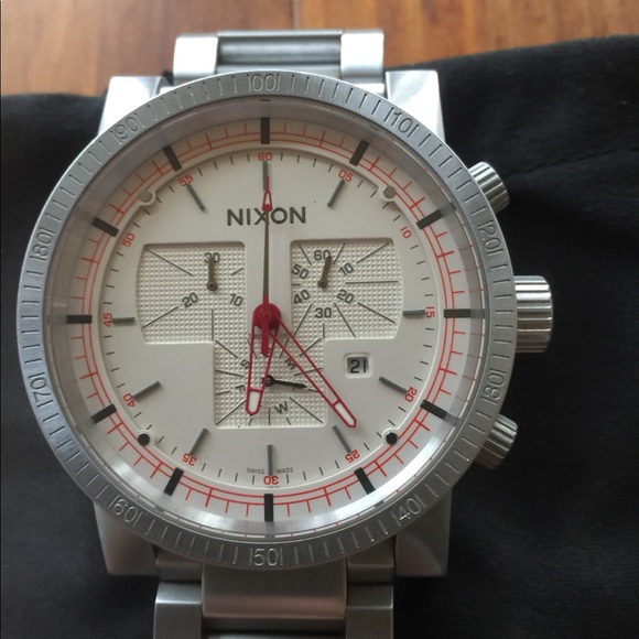 NIXON MAGNACON SS BRAND NEW PERFECT CONDITION - Picture 1 of 5
